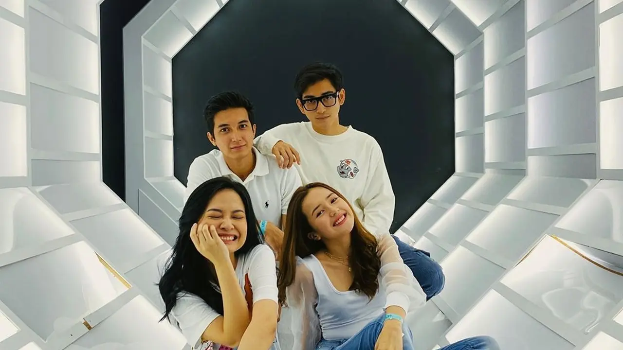 Disebut Double Date, Ini 6 Momen Beby Tsabina, Bio One, Hanggini dan Junior Roberts