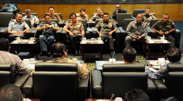 Ketua MPR RI Zulkifli Hasan bertemu dengan Panglima TNI, Kapolri dan Kepala BIN, Jakarta, Kamis (16/10/2014) (Liputan6.com/Andrian M Tunay)