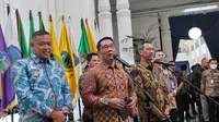 Gubernur Jawa Barat Ridwan Kamil bertemu Penjabat (Pj) Gubernur DKI Jakarta Heru Budi Hartono. (Foto: Winda Nelfira/Liputan6.com).