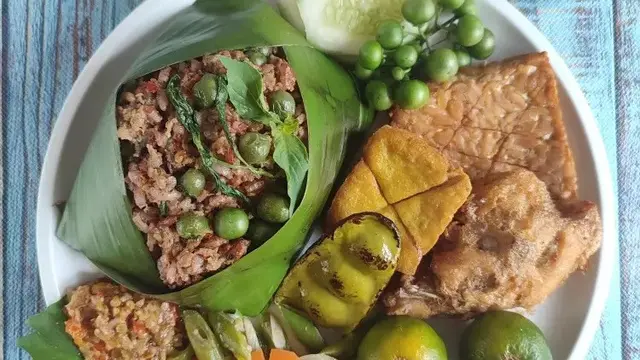 Resep nasi merah tutug oncom. (dok. Cookpad @Izza_2427)