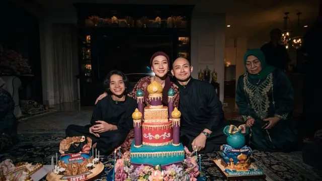 Potret perayaan ulang tahun BCL ke-41 (Sumber: Instagram/tikoaryawardhana)