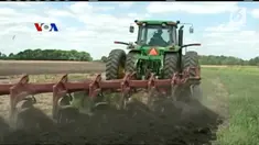 Praktek menghilangkan atau mengurangi bajak lahan. VOA