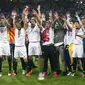 Sevilla rayakan gelar juara Liga Europa untuk ketiga kali secara beruntun (reuters)