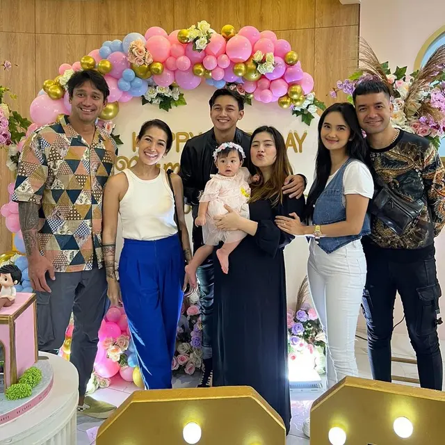 Potret perayaan ultah Felicya Angelista yang ke-28