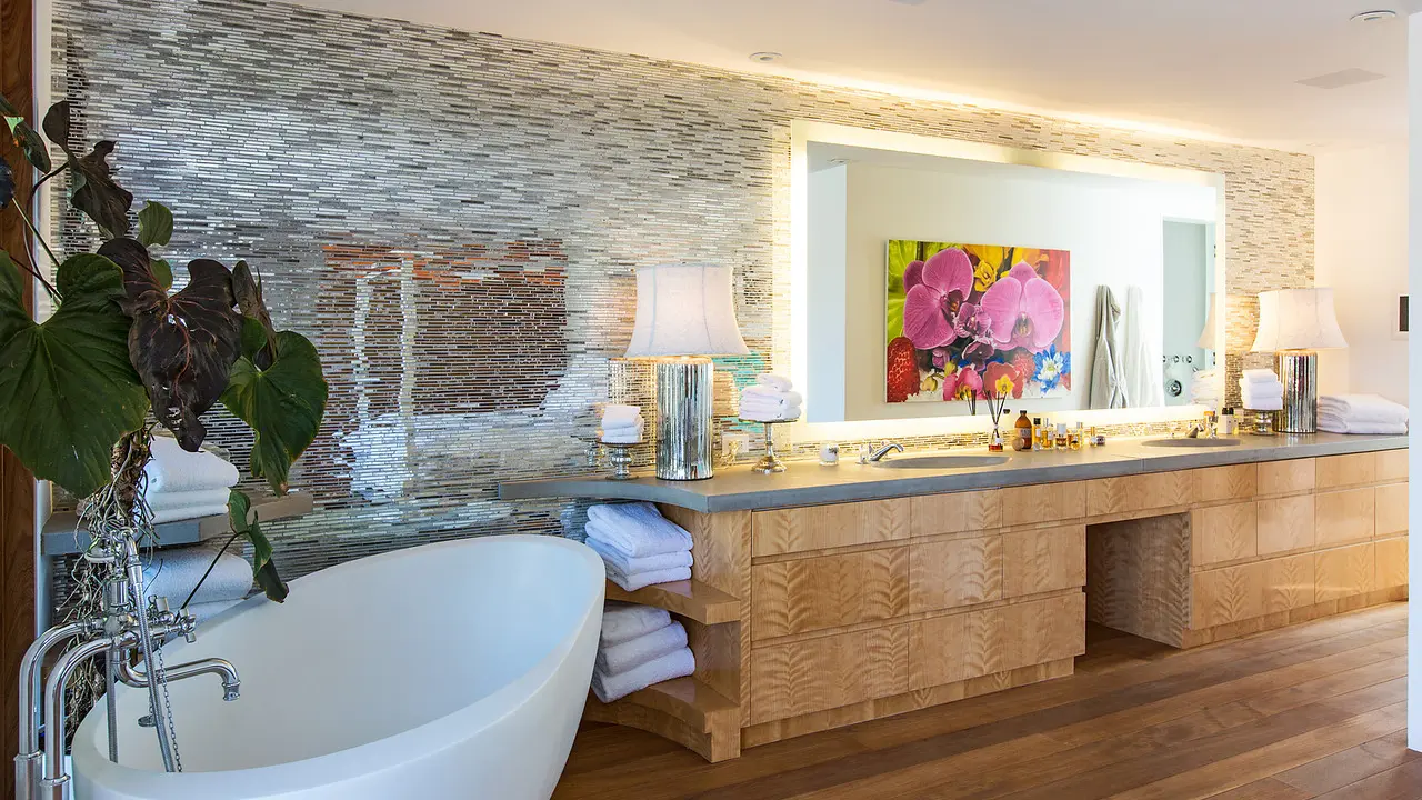 5 Kamar Mandi Di Dalam Rumah Selebriti
