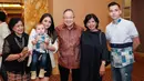 Acara ulang tahun anak ketiha Celine Evangelista, yaitu Lucio yang berulang tahun ke-1 dihadiri keluarga dan pemain sinetron Anak Langit (Liputan6.com/IG/celine_evangelista)