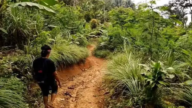 Penampakan Rumah Encuy