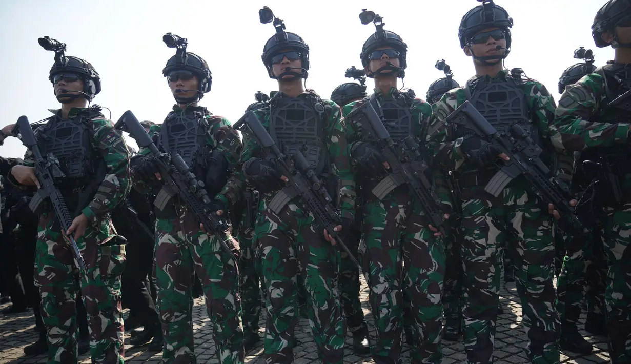 24.000 personel lebih tergabung dalam Kogabpadpam VVIP pelantikan presiden dan wakil presiden terpilih 2024. (AP Photo/Tatan Syuflana)
