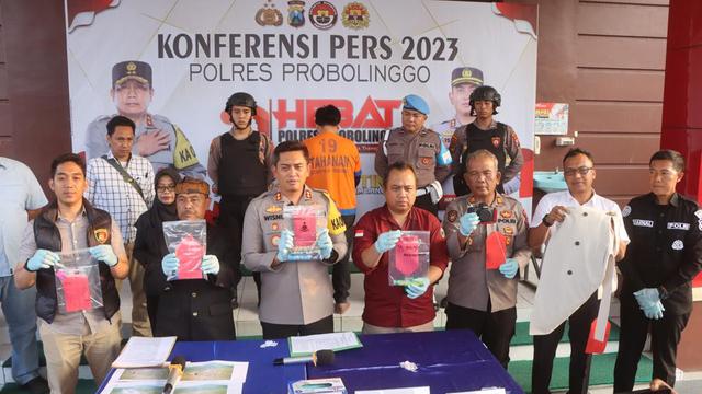 Polisi menetapkan satu tersangka penyebab kebakaran di Bukit Teletubies Bromo. (Istimewa)