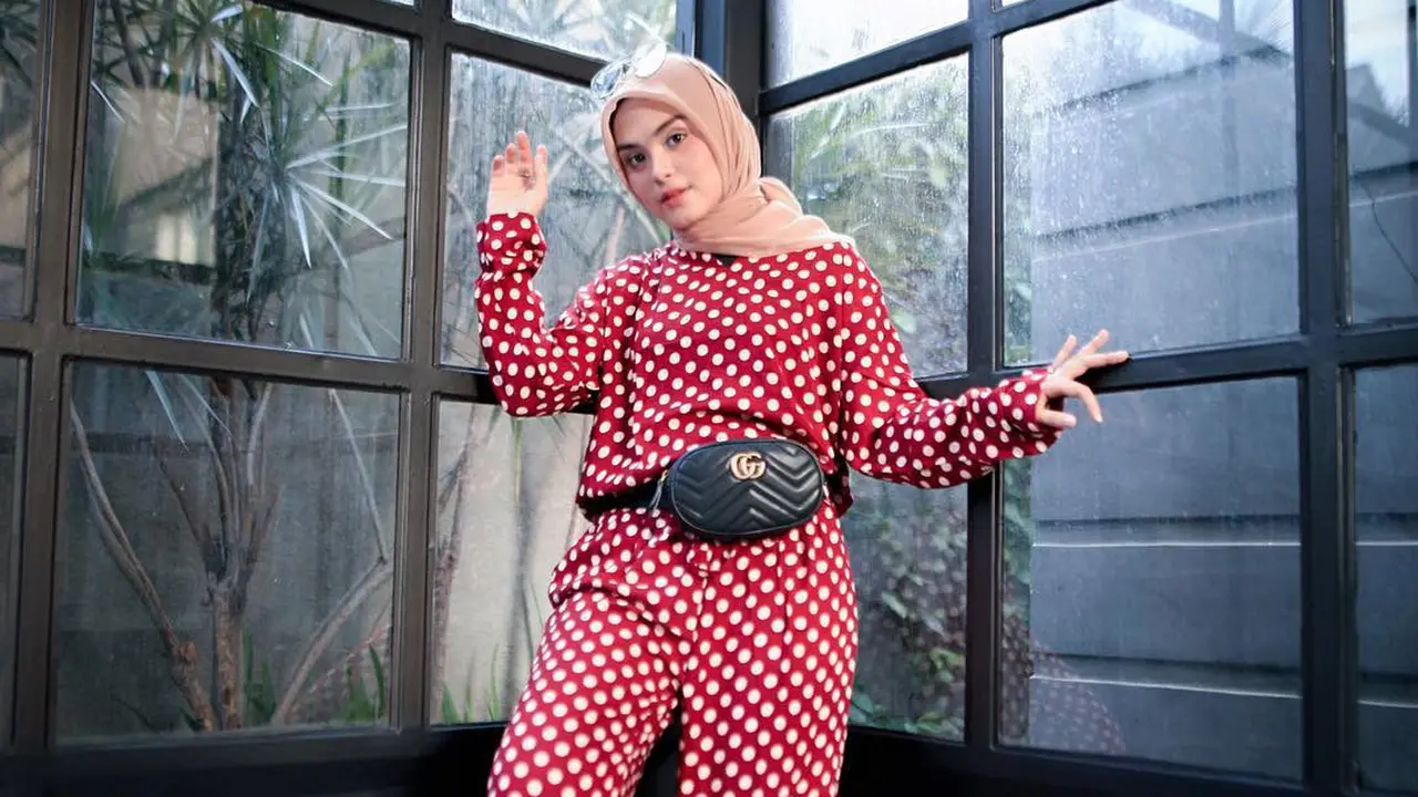 [Bintang] Vebby Palwinta