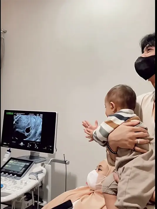 Dinda Hauw (Instagram/dindahw)