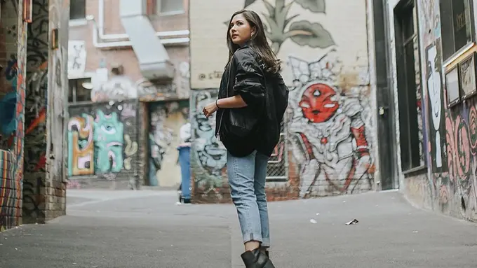 Gaya Fashion Liburan Ala Jessica Mila yang Simple dan Elegan