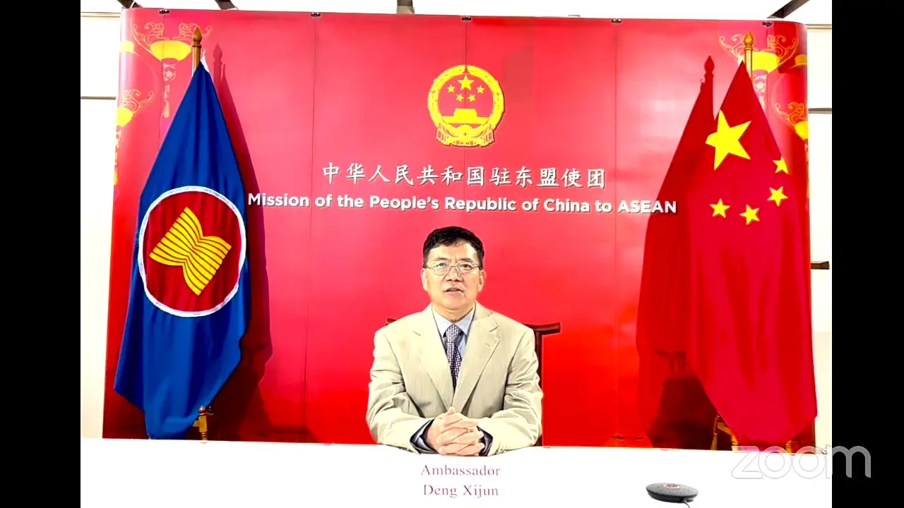Deng Xijun, Ambassador of the People's Republic of China to ASEAN, menyampaikan sambutannya dalam acara Lauch ASEAN-China Survey 2022 bersama FPCI, Senin (30/10/2022). (Dok. FPCI)