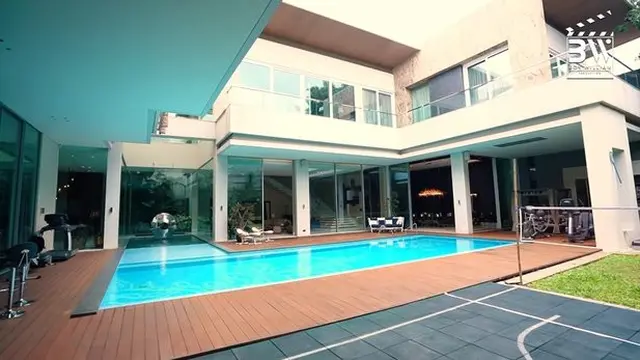 Rumah Manoj Punjabi (YouTube/Boy Wiilliam)