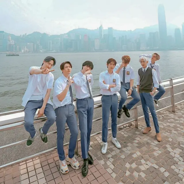 7 Editan Idol Kpop Pakai Seragam SMA Ini Bikin Betah di Sekolah