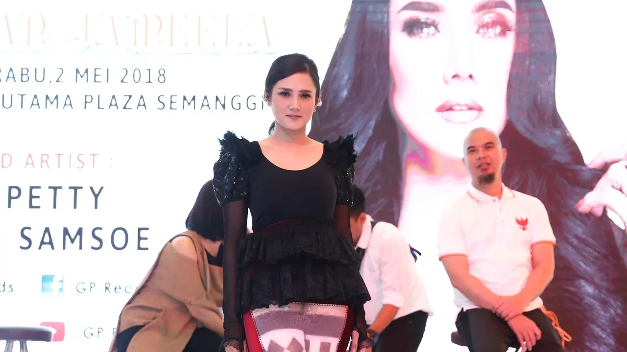 [Bintang] Mulan Jameela