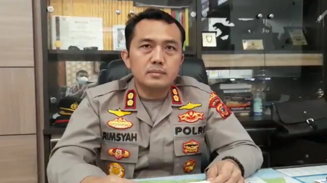 Kapolres Tasikmalaya AKBP Rimasyahtono mengajak masyarakat sekitar pantai, berperan aktif menyampaikan setiap informasi yang mencurigakan kepada patugas.
