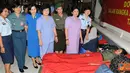 Citizen6, Jakarta: Pelaksanaan kegiatan ini bertepatan pula dengan Apel Bersama Wanita TNI yang diperingati setiap 21 April. Sejumlah Wanita TNI ikut berpartisipasi dalam donor darah ini. (Pengirim: Badarudin Bakri)