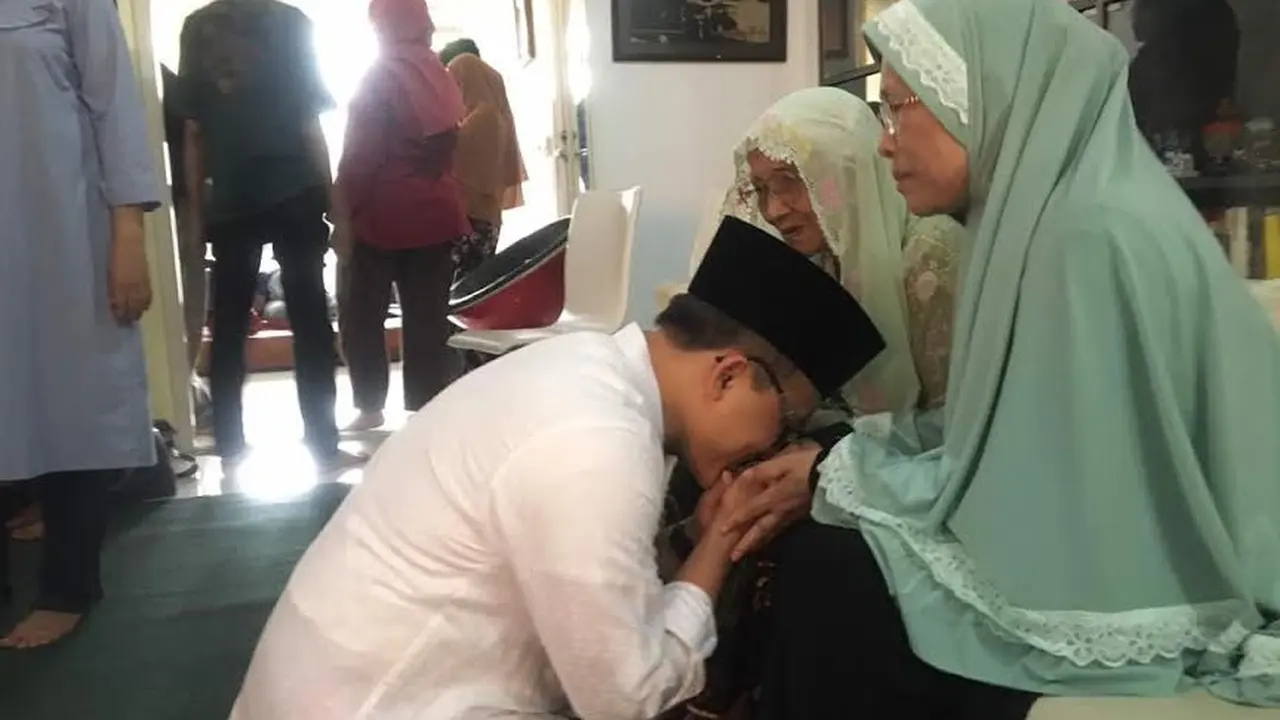 Tradisi Menyenangkan Orangtua