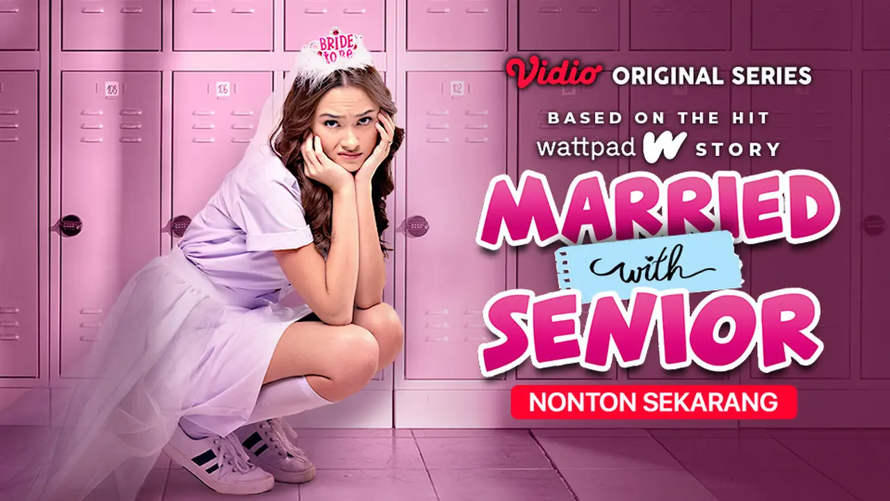 Preview Married with Senior Episode 7