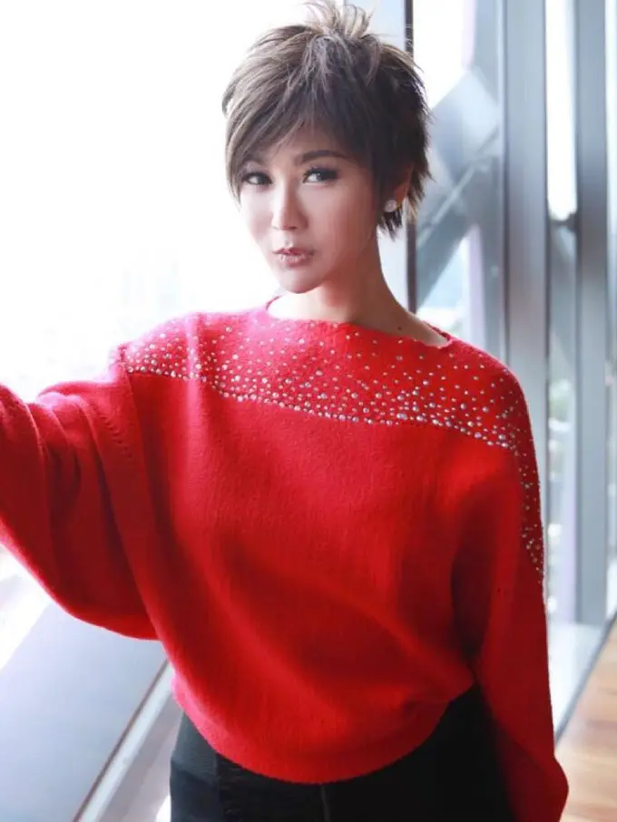 [Bintang] Inul Daratista