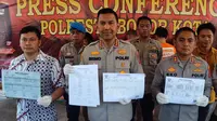 Polisi telah menetapkan lima orang sebagai tersangka dalam kasus penerimaan peserta didik baru (PPDB) tahun 3023 tingkat SMP dan SMA di Kota Bogor. (Liputan6.com/Achmad Sudarno)