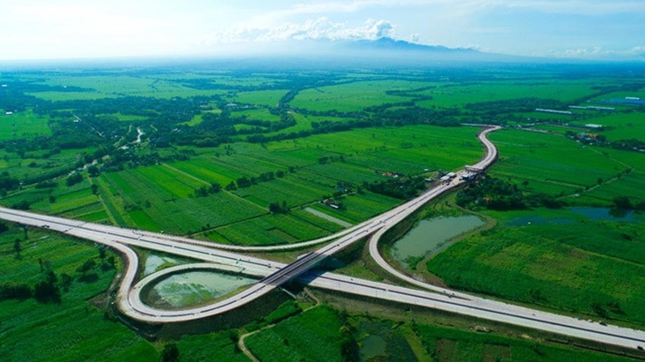 PT Jasamarga Related Business (JMRB) tengah mengkaji potensi pengembangan backbone bagi fiber optic. (Dok: Jasa Marga)