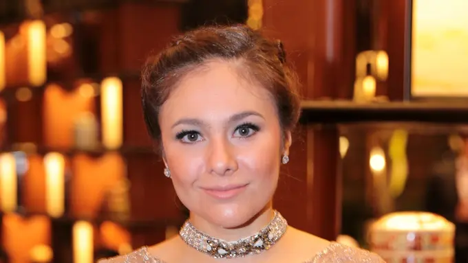 [Bintang] Wulan Guritno