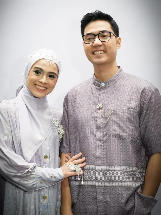 8 Inspirasi Baju Lebaran Couple dari Pasangan Seleb, dari Raffi Ahmad-Nagita Slavina hingga Raisa-Hamish Daud