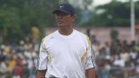 Gusnul Yakin, pelatih yang pernah menangani Arema maupun Persik Kediri. (Bola.com/Gatot Susetyo)