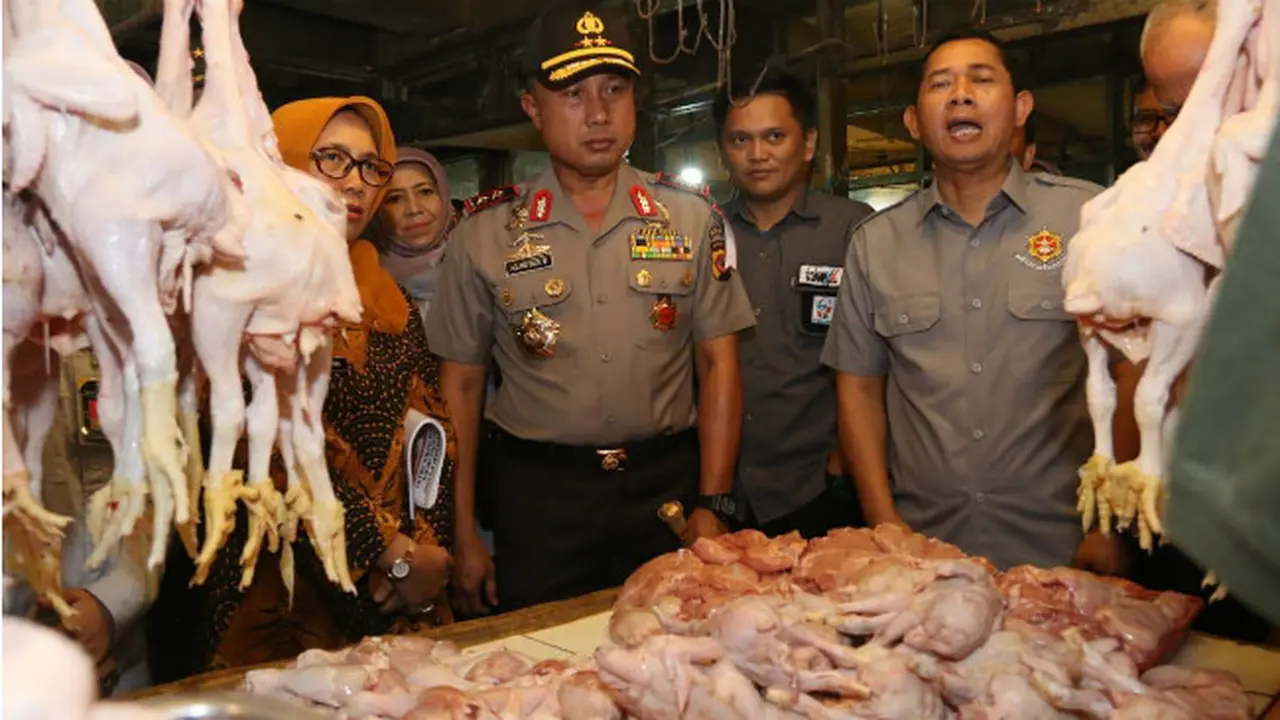 Kapolda Jawa Barat Sidak Pangan di Pasar Kosambi Bandung