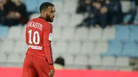 Penyerang Olympique Lyon asal Prancis, Alexandre Lacazette. (AFP/Jean-Sebastien Evrard)