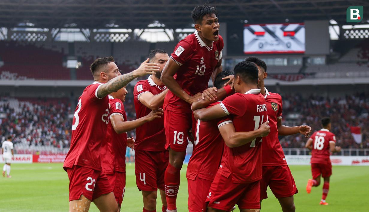 <p>Selebrasi pemain Timnas Indonesia setelah Egy Maulana Vikri mencetak gol&nbsp;ke gawang Kamboja dalam laga grup A Piala AFF 2022 yang berlangsung di Grup A Piala AFF 2022 di Stadion Utama Gelora Bung Karno, (SUGBK), Jumat (23/12/2022). (Bola.com/Bagaskara Lazuardi)</p>