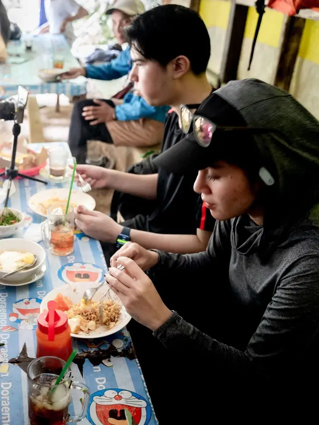 Olla Ramlan trekking (Instagram/ollaramlan)