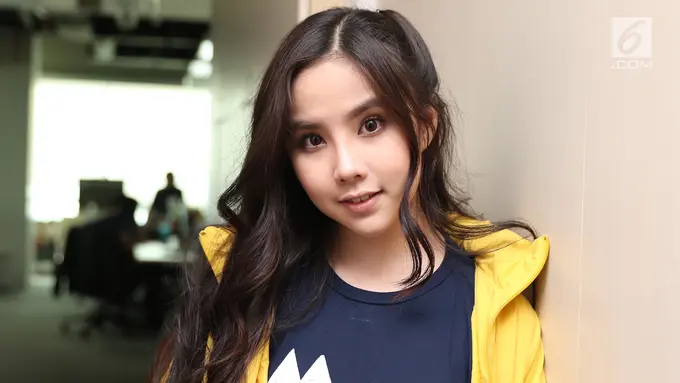 Pemain film Mata Dewa, Agatha Chelsea