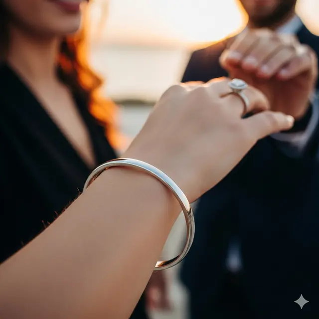 Bangle Polos Modern