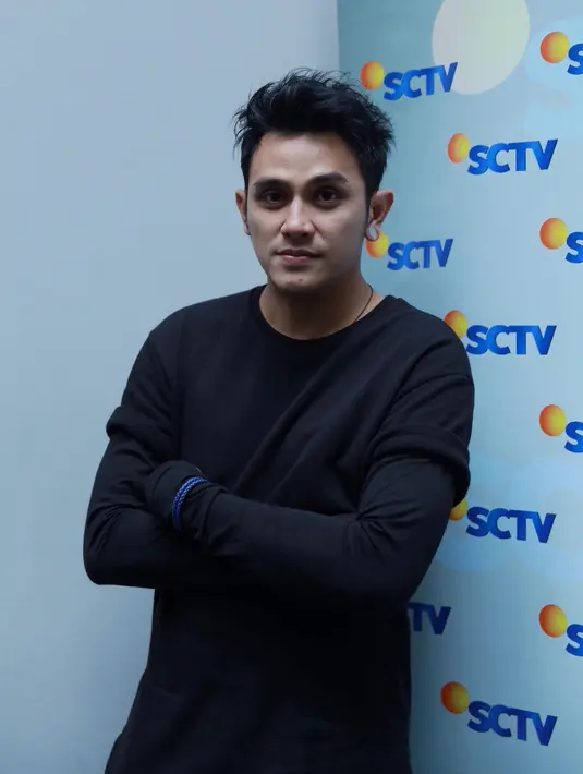 Vicky Nitinegoro merupakan salah satu duda keren. Bisa dibilang Vicky sudah lama berpisah dengan sang istri, Cynthia Ramlan. (Galih W. Satria/DOC: Bintang.com)