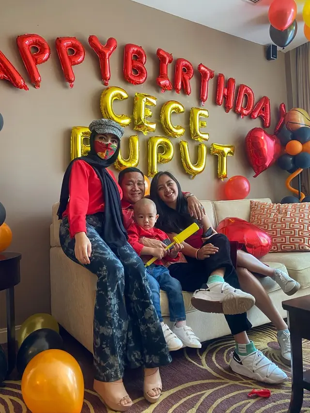 Sempat Tak Akur, Ini 6 Momen kebersamaan Bella Shofie dengan Anak Tirinya