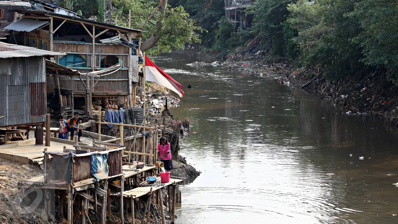 20151013-Berenang di Kali Ciliwung-Jakarta