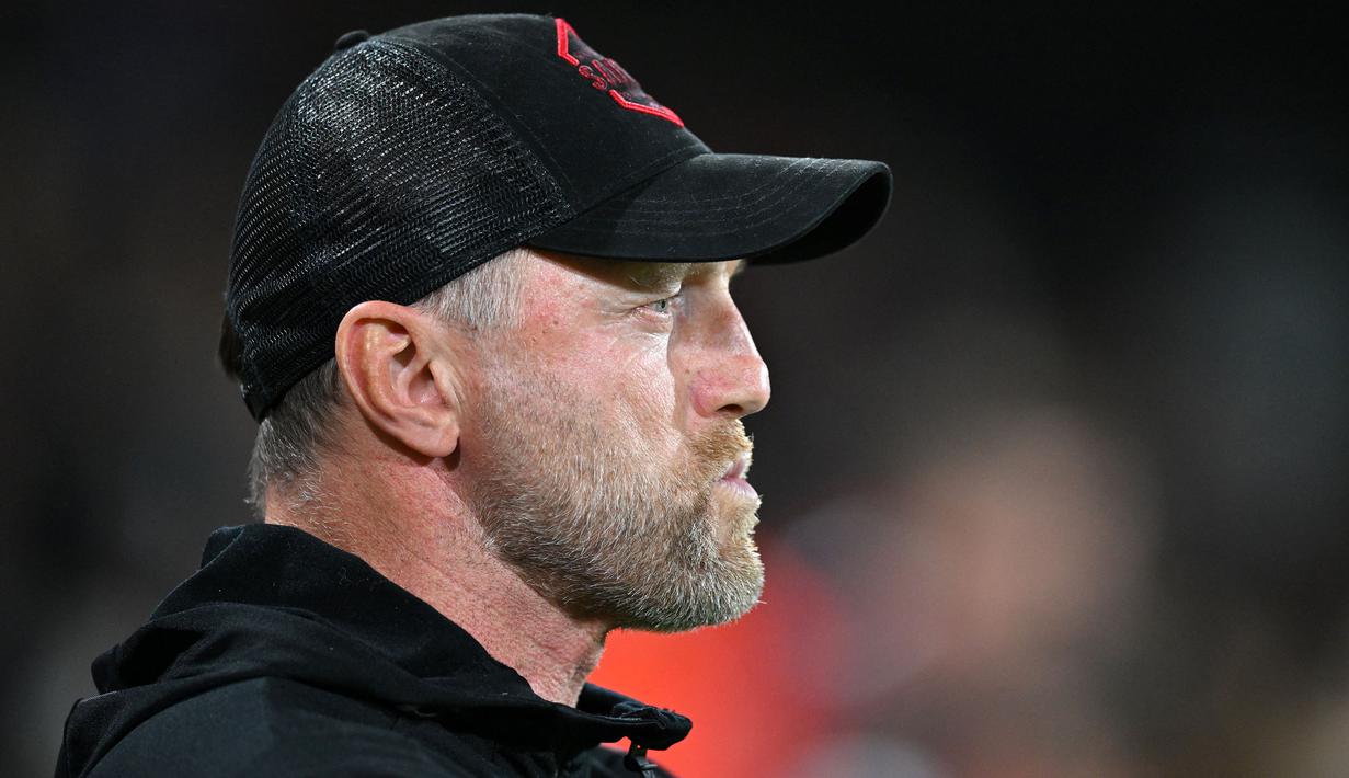 Pelatih Southampton, Ralph Hasenhuttl saat laga lanjutan Liga Inggris 2022/2023 melawan Bournemouth di Vitality Stadium, Bournemouth, 19 Oktober 2022. Hasenhuttl resmi dipecat dari kursi manajer The Saints pada Senin (7/11/2022) petang WIB. Pelatih asal Austria tersebut gagal mendongkrak prestasi Southampton yang kala itu terseok di posisi 18 dari 14 pertandingan Liga Inggris 2022/2023. (AFP/Glyn Kirk)
