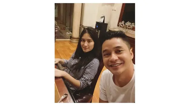 Baru Menikah, Ini 6 Momen Adly Fairuz dan Angbeen Rishi Jalani Puasa Bersama