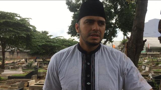 Ali Zaenal Sebut Ali Shahab Sebagai Legenda Sinetron Showbiz Liputan6 Com