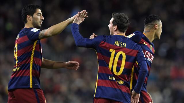 Trio MSN jadi momok yang berbahaya bagi tiap kiper lawan. Lini depan Barcelona termasuk yang terbaik untuk saat ini. Namun kekompakan mereka juga dibuat dalam video parodi di dalam toilet bersama.