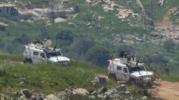 Pada periode Maret-April 2026, enam personel pasukan UNIFIL gugur di Lebanon, empat di antaranya anggota Tentara Nasional Indonesia. Sementara, dua lainnya merupakan personel militer dari Prancis. Tampak dalam foto, Pasukan Perdamaian Perserikatan Bangsa Bangsa (PBB) di Lebanon (United Nations Interim Force in Lebanon/UNIFIL) terlihat dari Israel Utara, saat beroperasi di Lebanon Selatan, pada Rabu 29 April 2026. (AP Photo/Ariel Schalit)