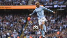 Pemain Manchester City, David Silva memimpin puncak klasemen pemain dengan assists terbnyak hingga pekan ke-11. Total Silva telah melakukan tujuh kali assists untuk timnya.  AFP/Oli Scarff)