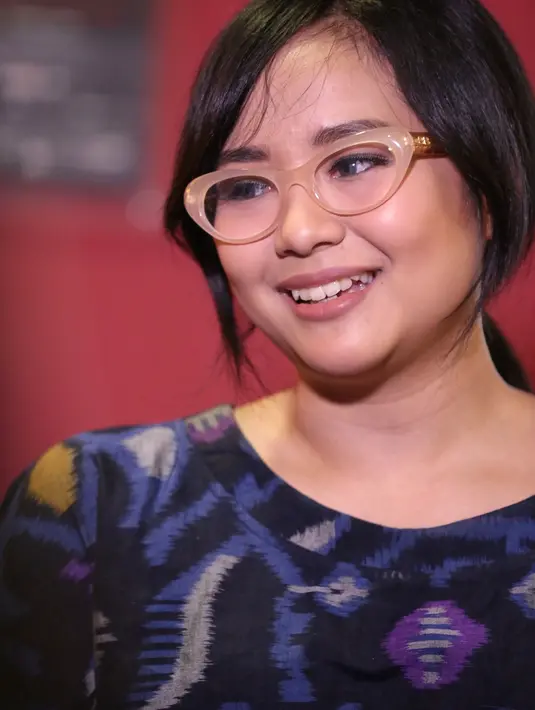 "Insya Allah aku setiap hari besar nasional akan mengeluarkan lagu dan gerakannya. Kayak misalnya pas lagi hari guru, selain nyanyi Himne Guru, ada juga gerakan namanya Teruskan Ilmu," paparnya. (Adrian Putra/Bintang.com)