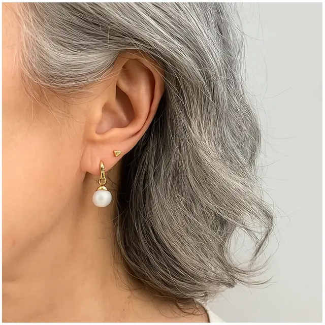 8 Model Anting yang Bikin Rambut Beruban Tampak Awet Muda, Tips Tampil Memukau