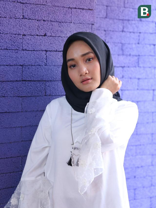 Lirik Lagu Salahkah Aku Terlalu Mencintaimu - Fatin ...