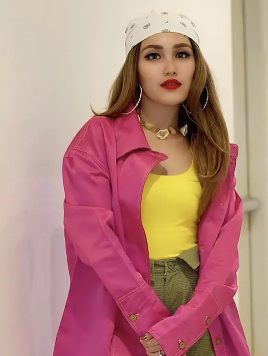 Gaya rambut Ayu Ting Ting yang bisa menginspirasimu/dok. Instagtam @ayutingting92