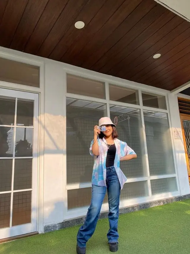 Beranjak Dewasa, Ini 9 Potret Terkini Ashira Zamita Pemeran Anak Mischa di Cinta Fitri yang Semakin Menawan dengan Outfit Kekinian